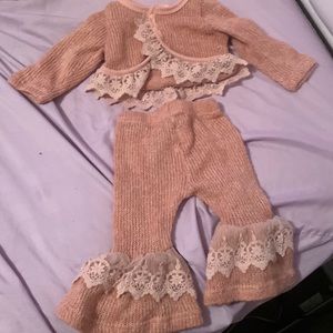 Infant knitted outfit set
